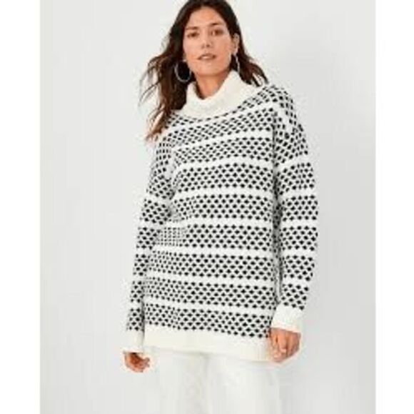 Ann Taylor Geo Stripe Tunic Sweater Size Medium Black and White Wool Blend - Picture 3 of 11